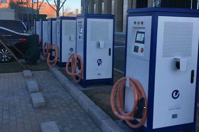 新能源充電樁加盟前景探析 風(fēng)口上的機(jī)遇與挑戰(zhàn)